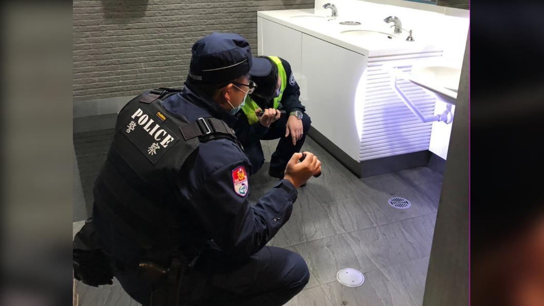 桃園捷運提高警覺巡查。（圖／桃園捷運）