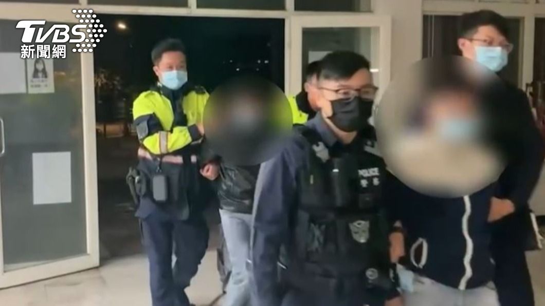 警方將人帶回派出所,並通知移民署專勤隊前往處理。(圖/TVBS)