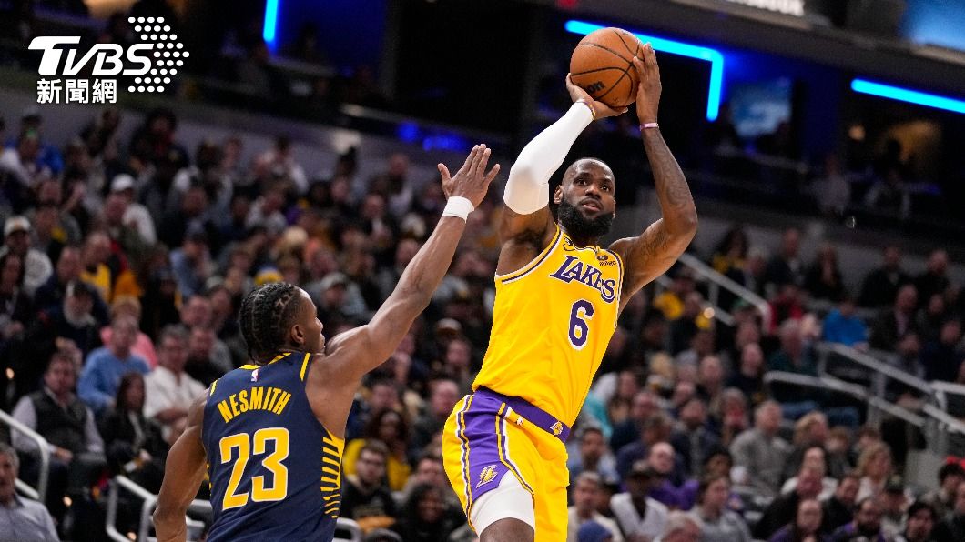 湖人逆轉險勝溜馬 詹姆斯僅需63分即成NBA得分王