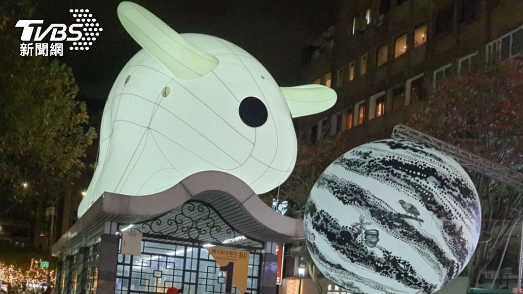 3小時掌握燈會！「吃、喝、玩」互動展區、超大兔兔燈現身