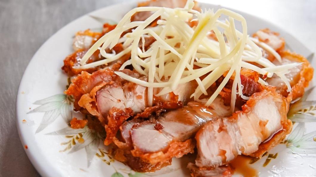 燒肉的肥瘦度相當剛好，吃起來外酥內軟Ｑ。（圖／靜兒貪吃遊玩愛分享提供）  