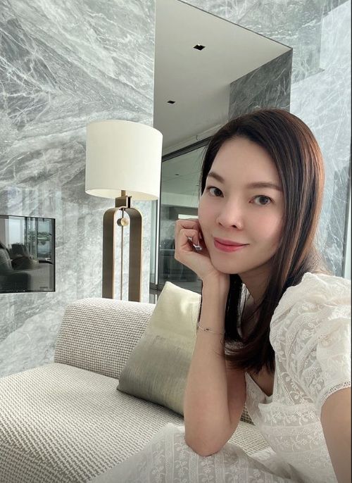 23億豪宅猶如皇宮。(圖/翻攝自曾馨瑩IG)