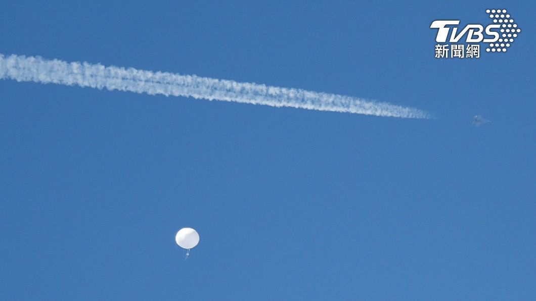 美軍派遣戰機升空，擊落間諜氣球。（圖／達志影像路透社）