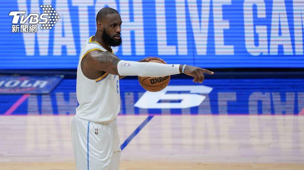 爭睹詹姆斯寫NBA歷史 場邊座位喊價近280萬元