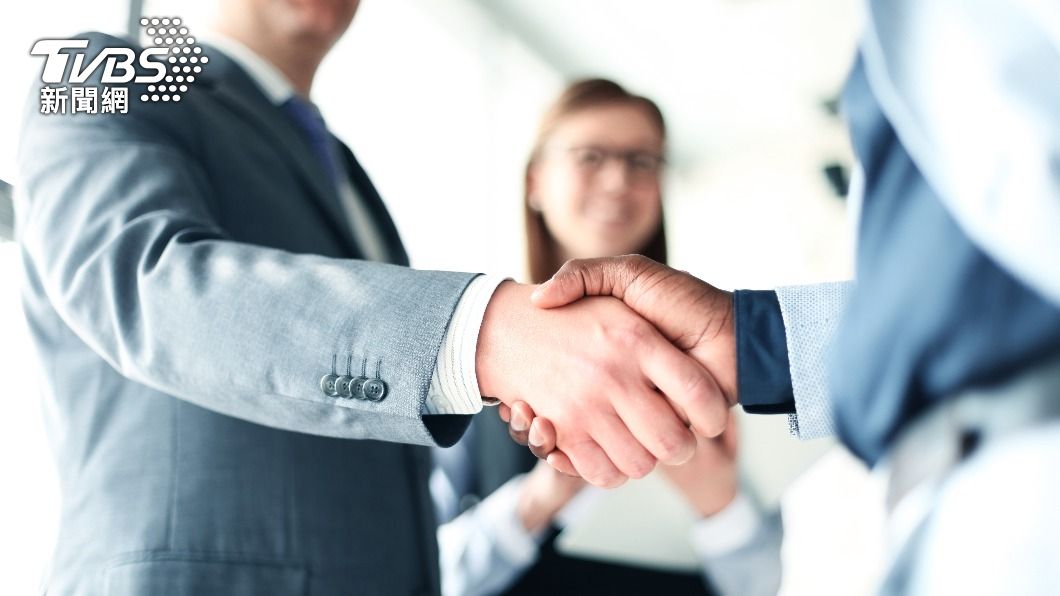 「業務或銷售人員」最有可能被加薪。(示意圖/shutterstock達志影像)
