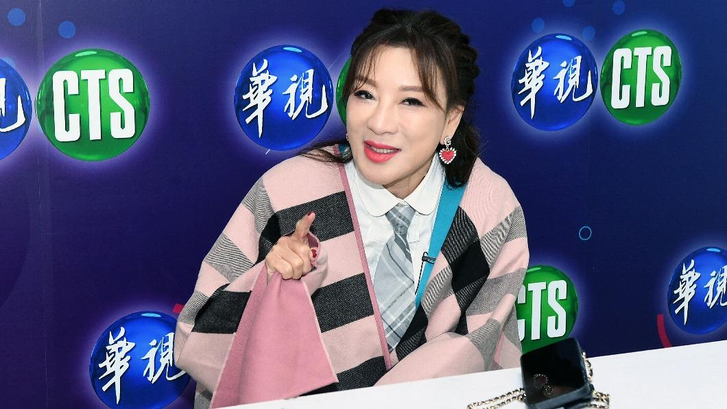 楊繡惠現身受訪。(圖/華視提供)