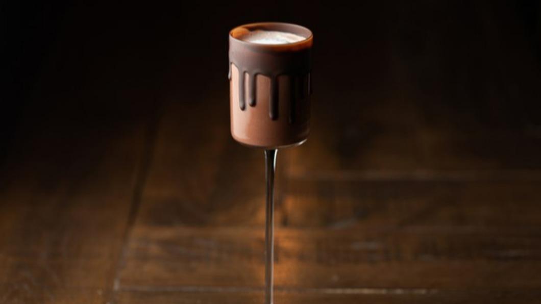「CACAOTAIL」以巧克力與烈酒為基底。(圖/bar&chocolate CACAOTAIL)
