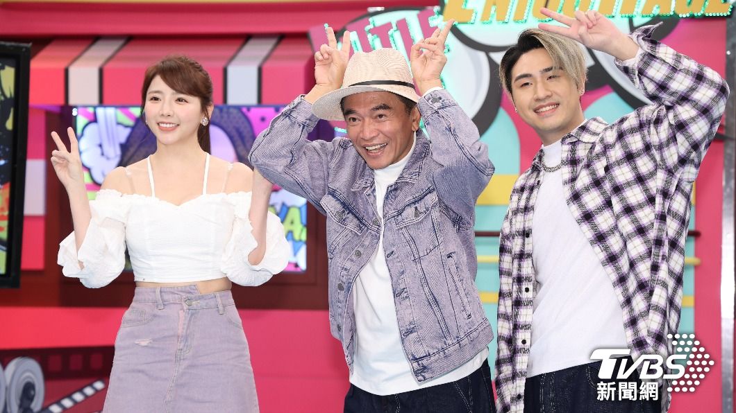 宋羽葤(左)曾擔任《小明星大跟班》的代班主持人。(圖/TVBS資料照)
