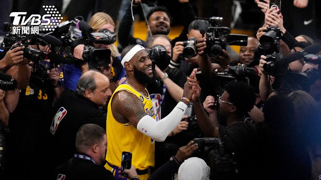 LeBron打破Jabbar紀錄。(圖/達志影像美聯社)