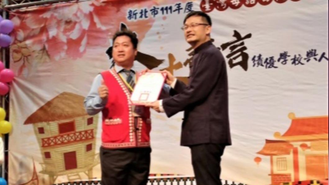 風英輝教學賽夏族語15年　獲原住民族語言推廣獎