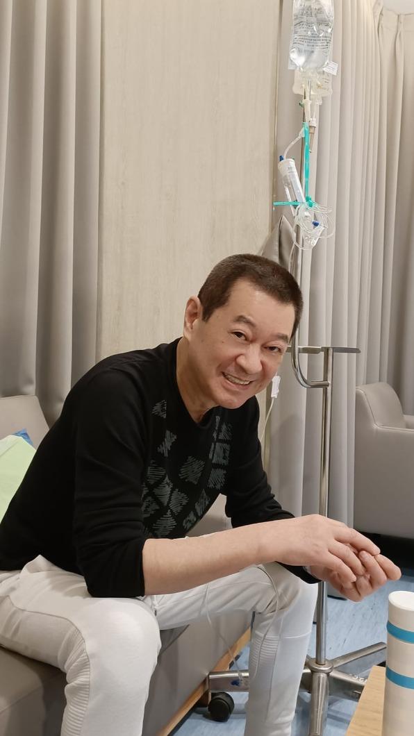 蔡小虎去年底才因為小腸阻塞住院。(圖/翻攝自蔡小虎臉書)