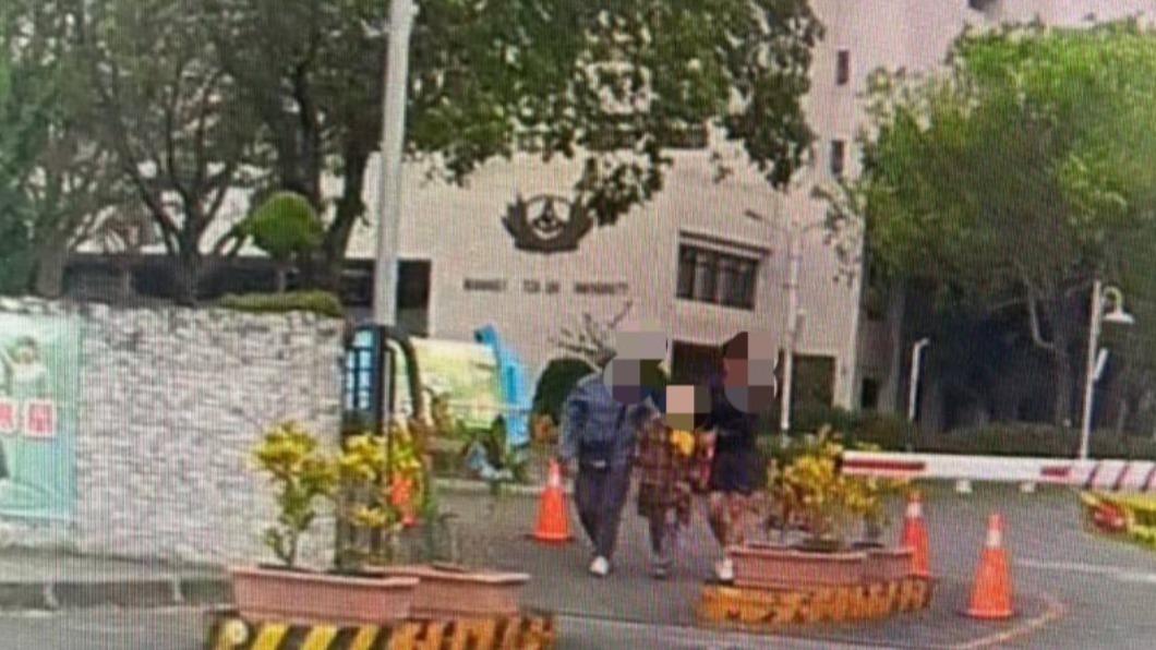 老婦運動不支倒地 休假警熱心伸援手