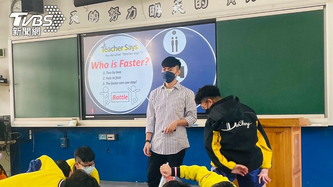 張善政宣布「代理教師全年聘期」上路 與正式教師同工同酬