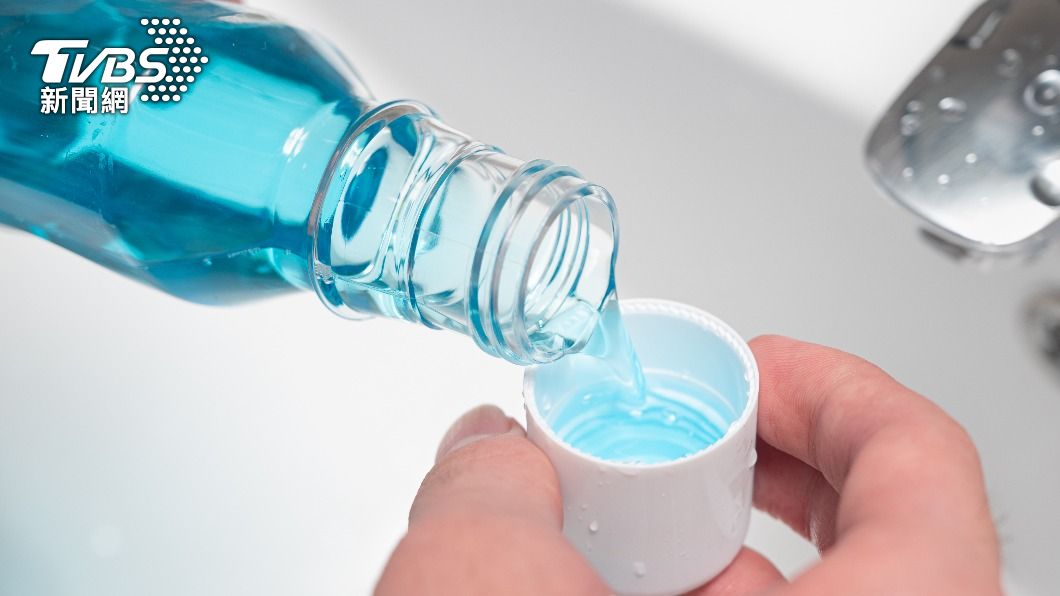 有些漱口水對味覺比較刺激。（示意圖／Shutterstock達志影像）