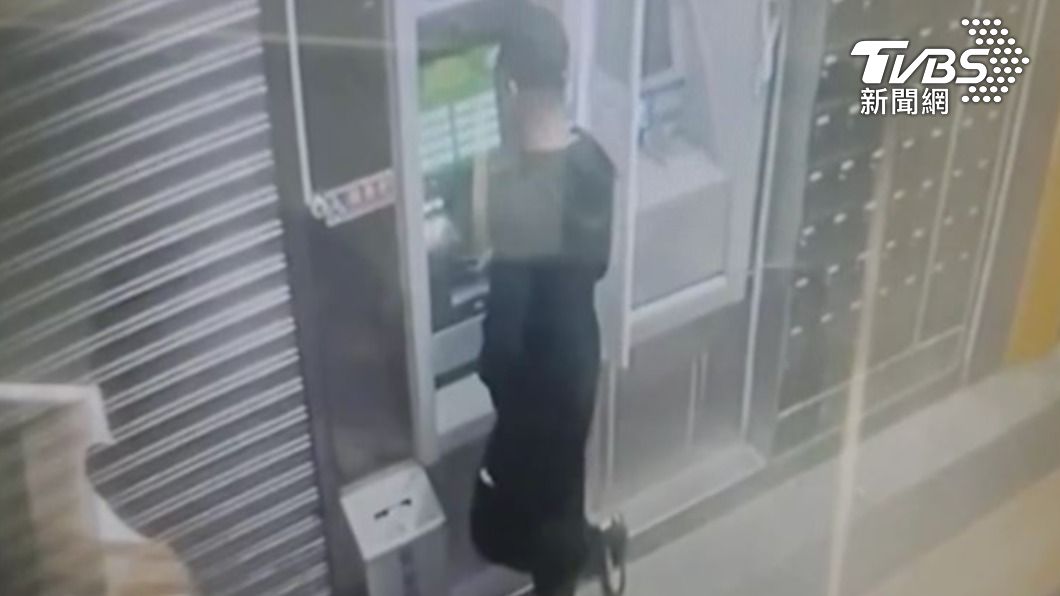 三名車手負責取款,柯姓幹部負責將贓款交給上游。(圖/TVBS)