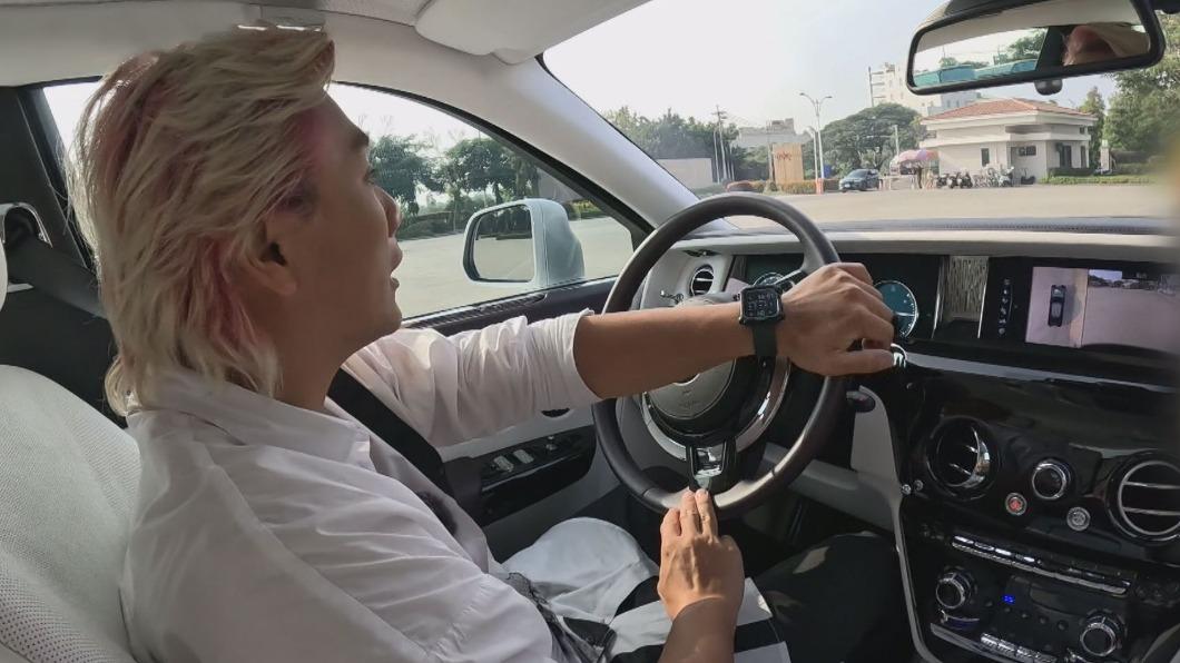 好奢華!王仁甫爽開5千萬高檔豪車 「內裝曝光」感嘆此生無憾