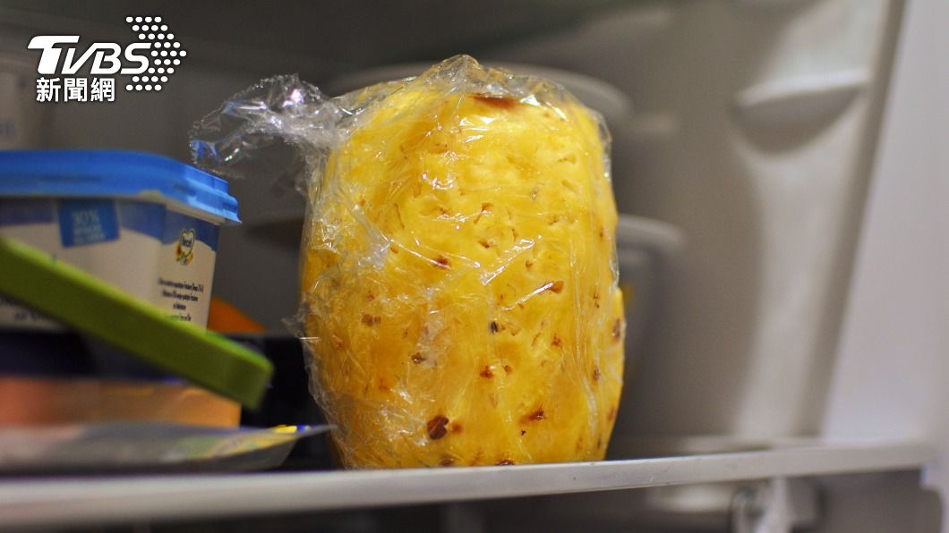 保鮮膜都用錯了!這樣包食物「吞毒下肚」 塑化劑全吃了