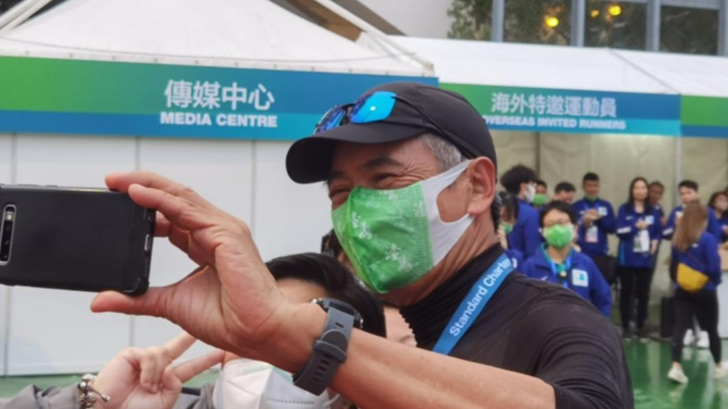周潤發透露已為渣馬籌備接近一年的時間。(圖/翻攝自微博)