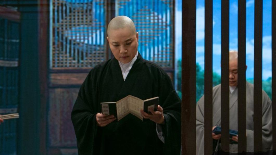 唐美雲自父親離世後,就萌生出家念頭。(圖/翻攝自高僧傳臉書)