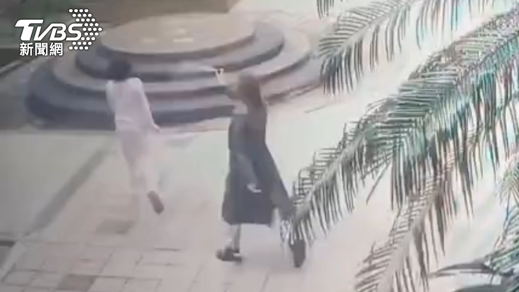嫌小孩吵 女用這個對付 5童唉叫急送醫