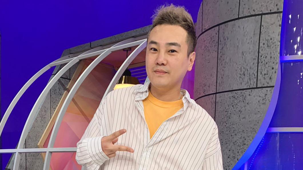 才被吳宗憲重砲轟!綠茶遭爆嗆「大咖前輩」 他斷片清醒下跪哭了