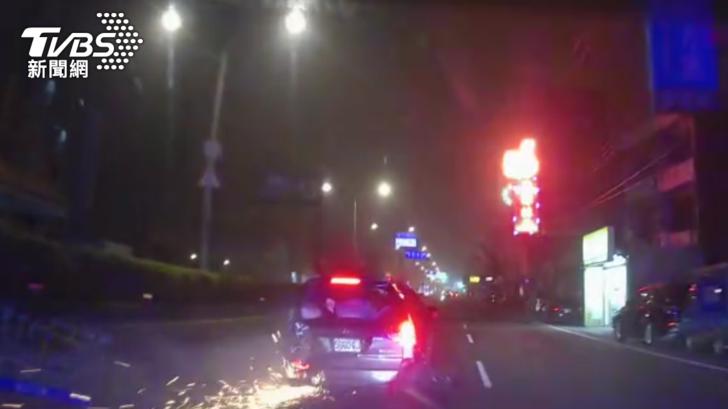 玩命關頭中壢版? 毒鴛鴦遇警狂飆 爆胎照飆新竹才落網