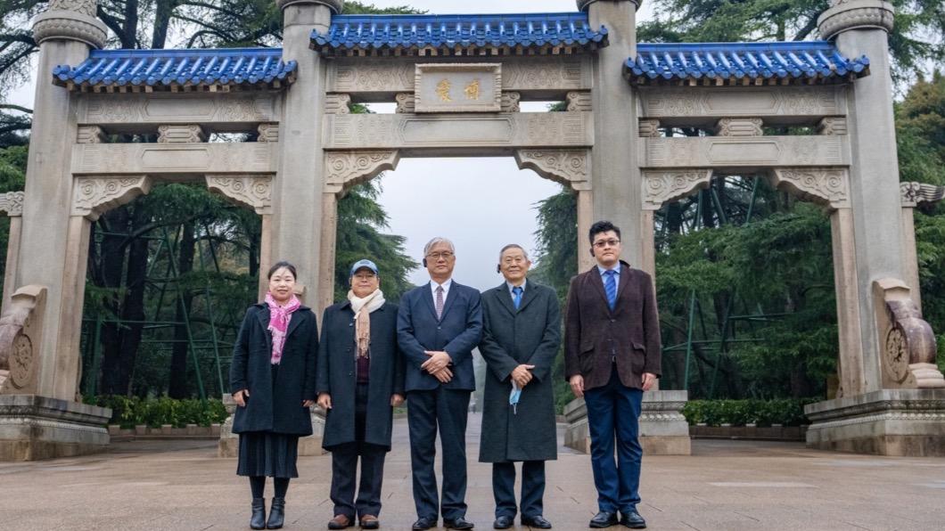 赴南京中山陵謁陵 夏立言:傳承國父精神維護兩岸和平