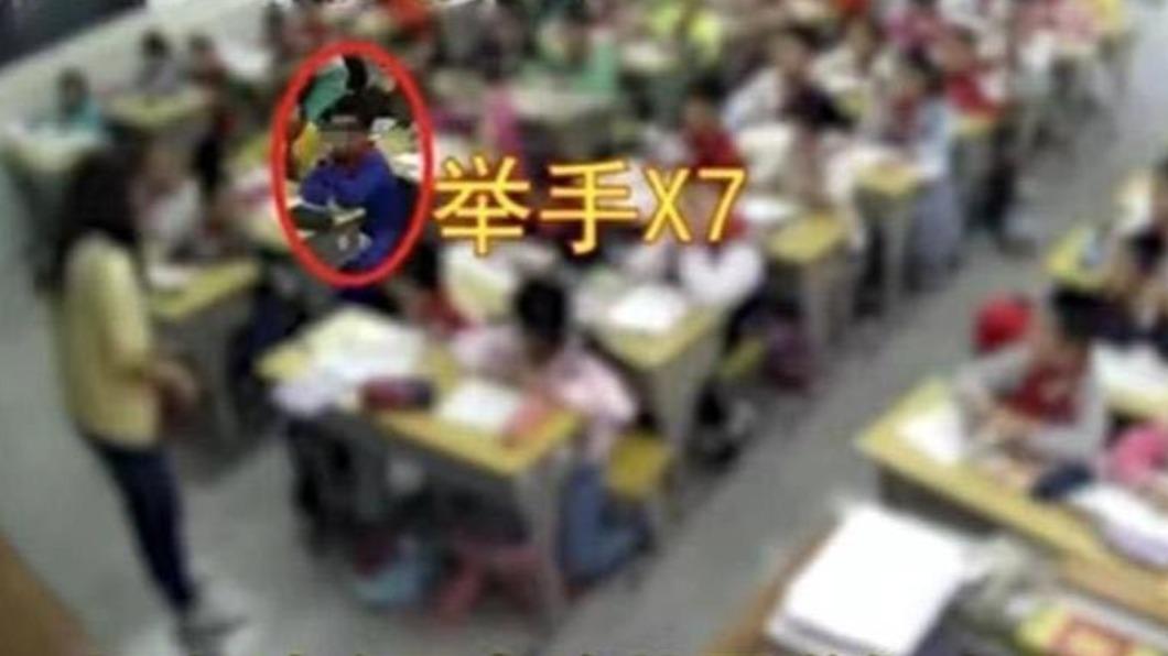 男童不舒服「舉手7次」老師不甩…下課送醫亡 爺聞噩耗也走了