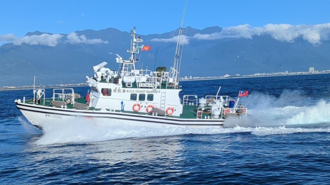 PP3509艇造價8千萬元，最高航速45節、續航力達600浬，水砲最大射程60公尺，除執行海上救難任務，更能驅離違法越界船舶，保障人民生命財產安全。(圖/花蓮海巡隊提供)