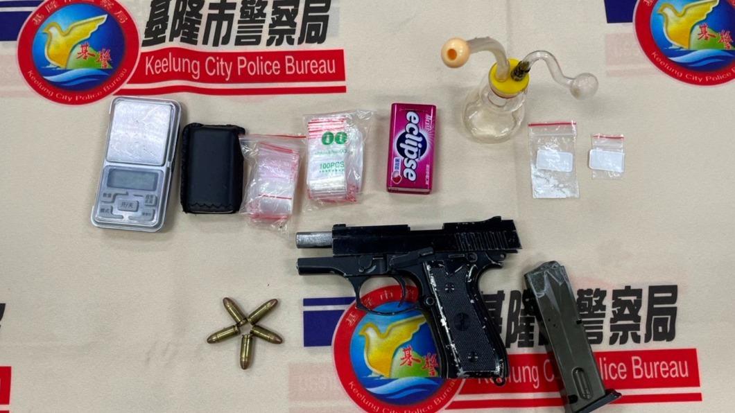擔心黑吃黑 毒蟲擁槍自重被警逮