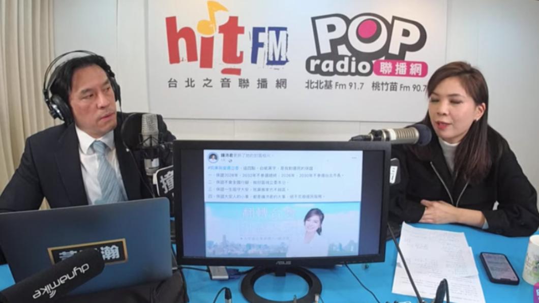鍾沛君今(15)日接受《POP撞新聞》主持人黃暐瀚專訪。(圖/POP撞新聞youtube直播)
