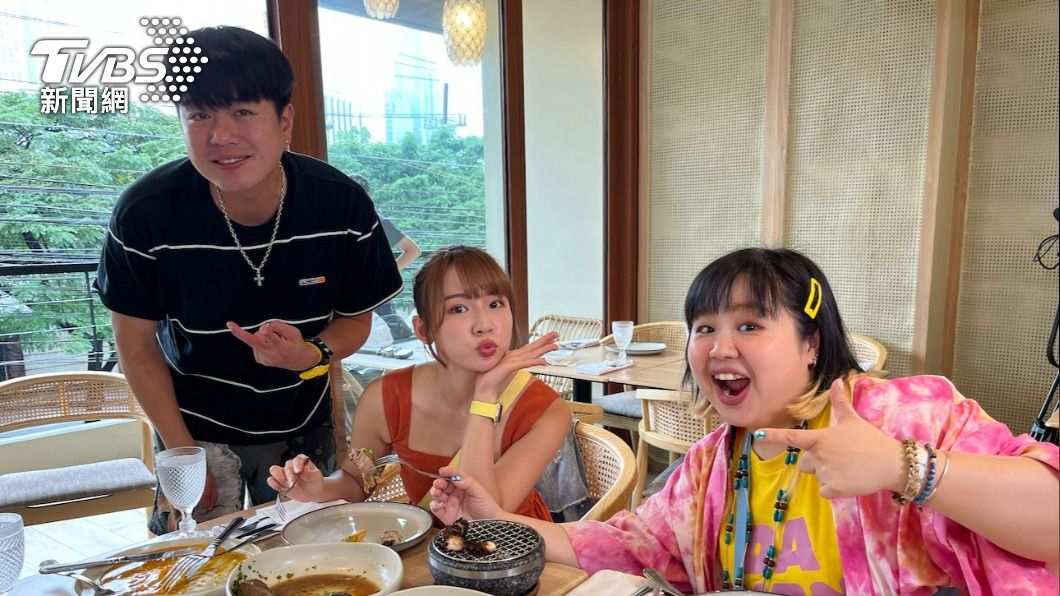 3人在菲律賓嚐遍美食。(圖/TVBS)
