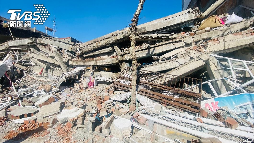 台灣搜救隊員憶土耳其救災 建物呈「千層派」倒塌型態