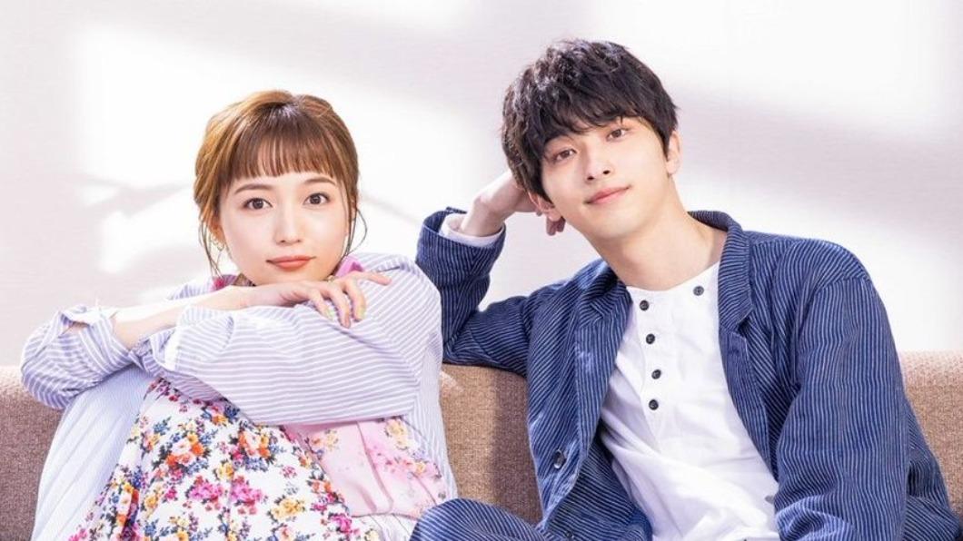 川口春奈2021年時與男星橫濱流星一同主演《打扮的戀愛是有理由的》,在劇中的穿搭、造型圈粉無數。 (圖/翻攝自打扮的戀愛是有理由的官方推特)