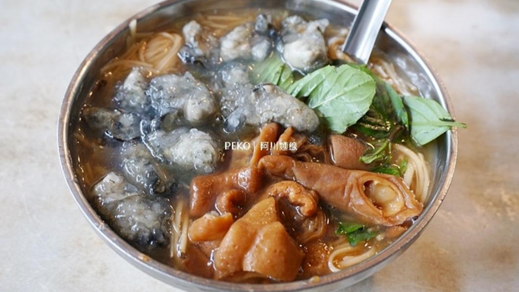 蚵仔、大腸鋪好鋪滿，霸氣賣相很加分。（圖／PEKO の Simple Life提供）
