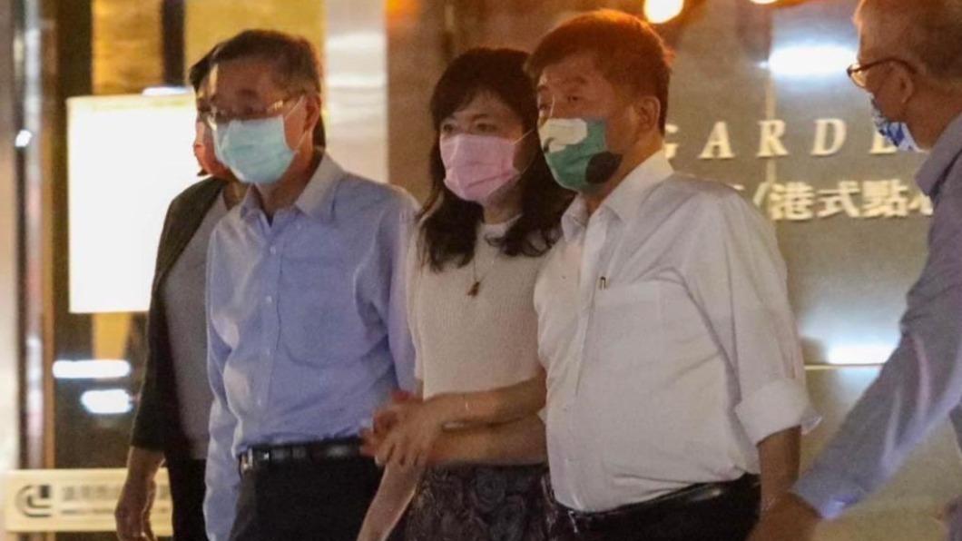 陳時中去年底遭指控酒後伸鹹豬手。(圖/翻攝自徐巧芯臉書)