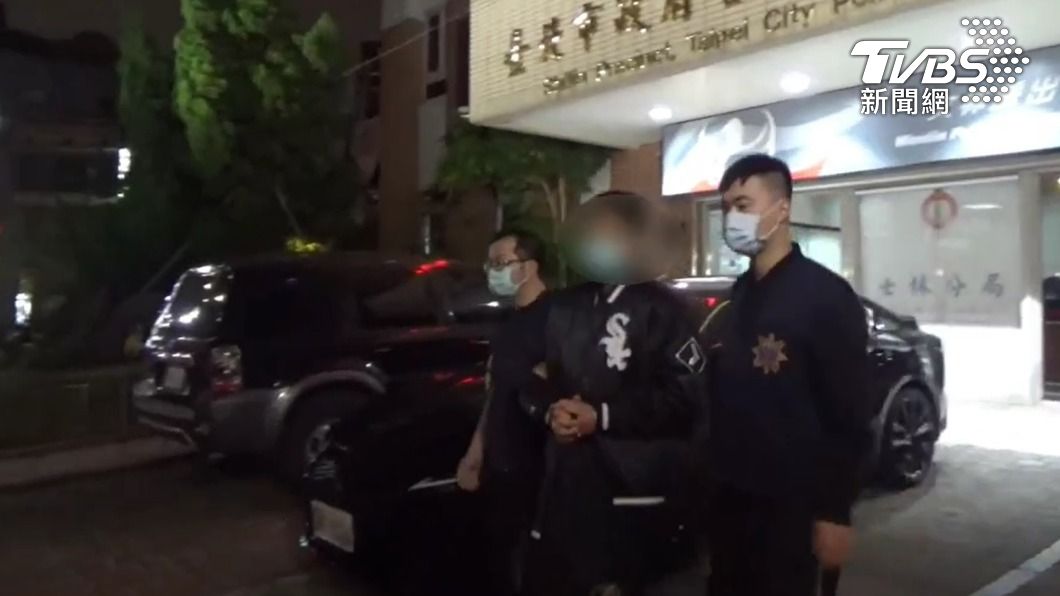  涉嫌販毒的洪男被警方移送法辦。（圖／TVBS）