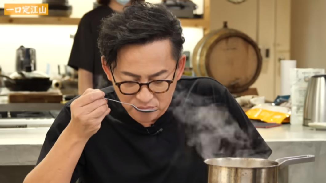 網友覺得詹姆士與一般美食YouTuber不同，評價更為詳細。（圖／擷取自詹姆士YouTube）