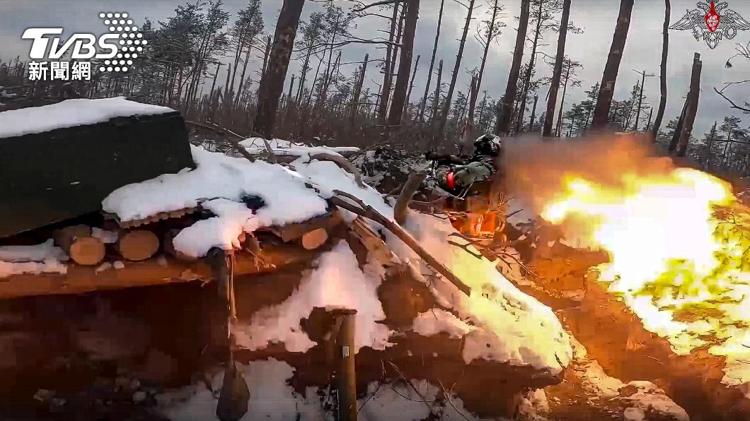 俄軍發動新飛彈攻勢　烏克蘭西部傳出隆隆爆炸聲
