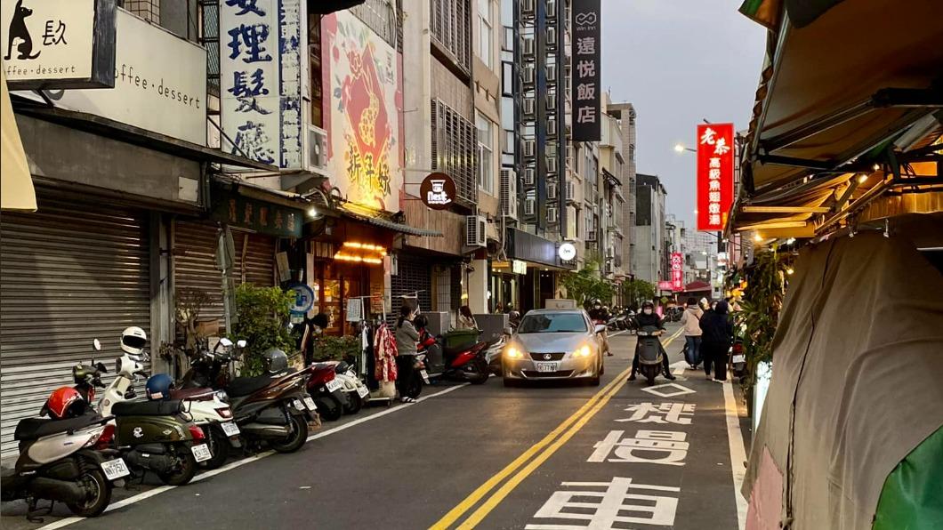 粉專轟人行道至上者「不知下貨的辛苦」 網友反譏「為何用生命體諒」