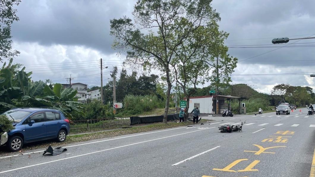 花蓮台9線志學段自小客車撞飛2機車 釀5傷送醫