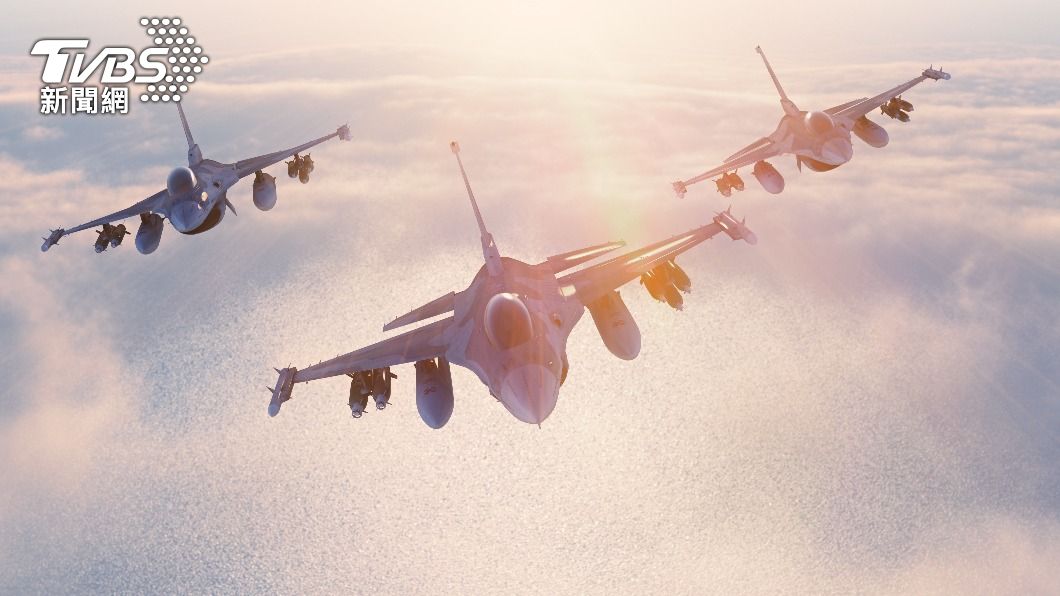 日美戰機、轟炸機聯合演訓!強化同盟嚇阻力 反制北韓飛彈