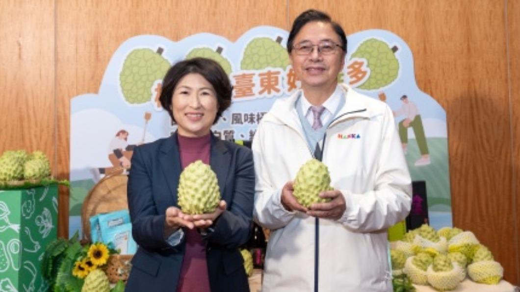 台東農特產創意入菜 饒慶鈴偕張善政共推鳳梨釋迦