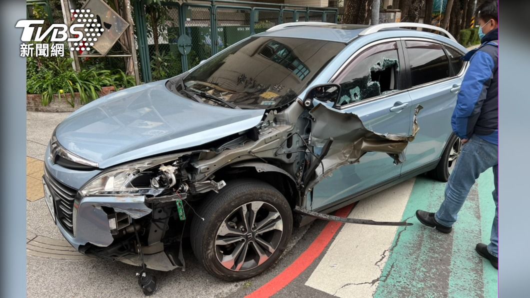 快訊／抓到了！毒販撞警遭轟6槍仍棄車逃逸　桃園遭逮