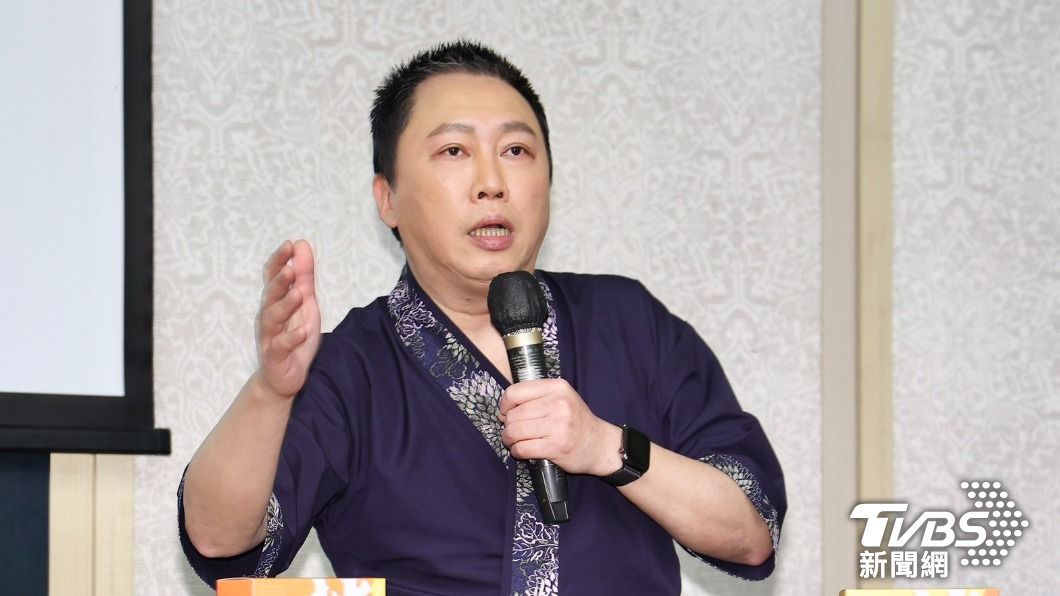 趙正平舉辦記者會。(圖/黃城碩攝)
