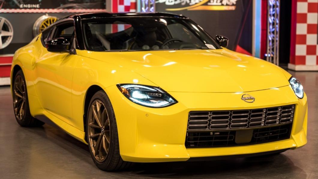 全台唯一Nissan Z！日產末代雙門跑車　身價直逼「馬力數據」
