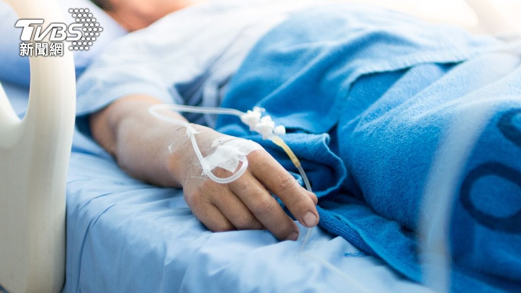 男患者最後花了30萬在澳洲住院治療。(示意圖/shutterstock達志影像)