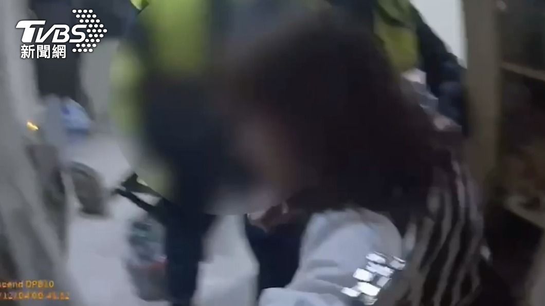 揪甘心!萬華警遭酒醉女狠咬 拿了和解金秒捐育幼院