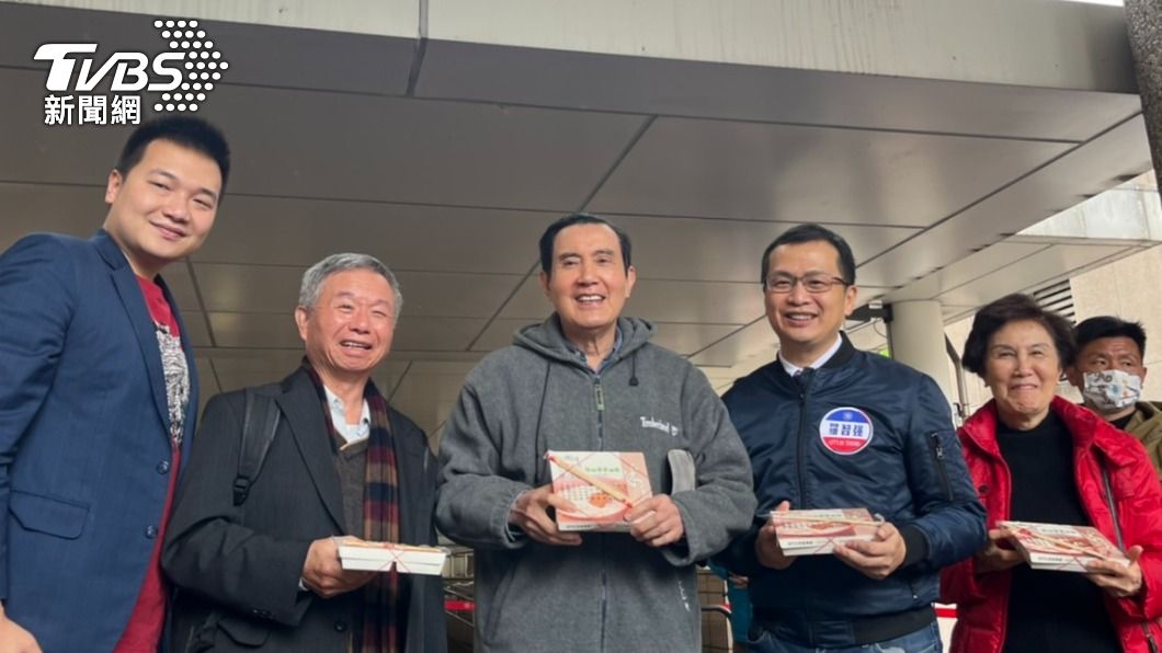 合體送暖街友 國民黨總統人選挺誰?馬英九答案嚇壞羅智強