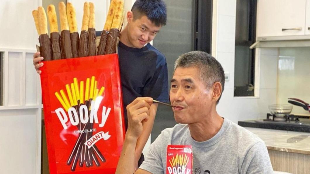 牛排在副頻道上的無聲影片大受好評。(圖/翻攝自@jam_steak IG)